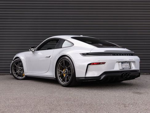 Certified 2026 Porsche 911 GT3 RWD image 3