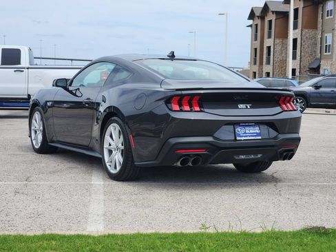 Used 2024 Ford Mustang GT Premium RWD image 3