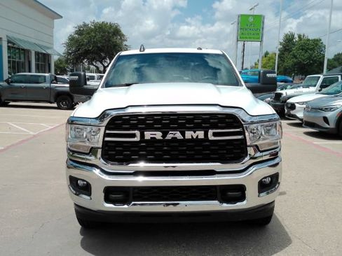 Used 2023 RAM 2500 Big Horn w/ Level 1 Equipment Group AWD/4WD image 2