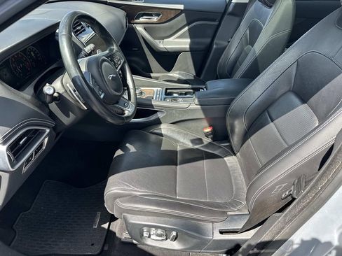 Used 2018 Jaguar F-PACE R-Sport AWD/4WD image 20