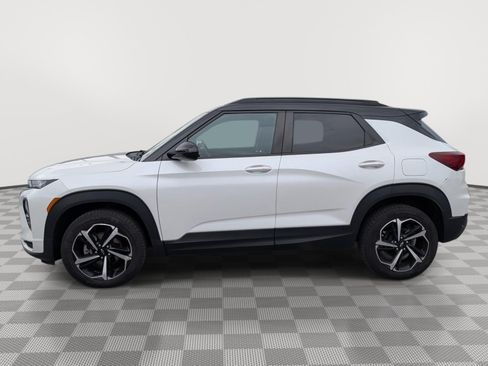 Used 2022 Chevrolet TrailBlazer RS AWD/4WD image 2