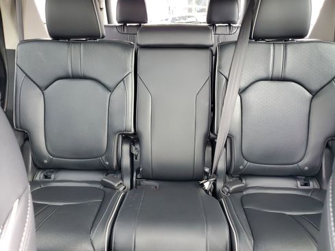 Used 2023 Honda Pilot Elite image 17