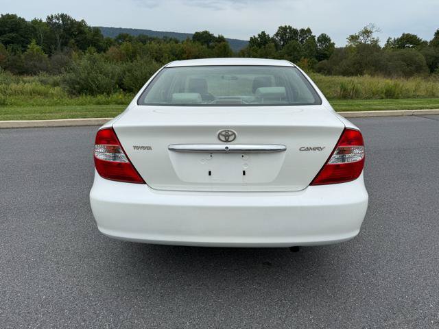 Used 2004 Toyota Camry LE w/ Limited Edition Pkg FWD image 7