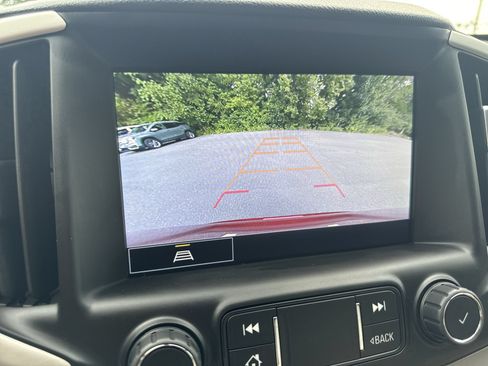 Used 2022 GMC Terrain SLT AWD/4WD image 23