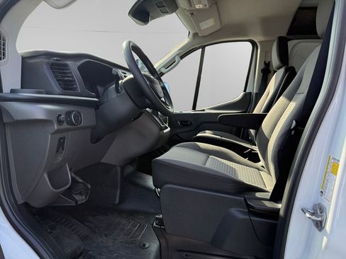 New 2026 Ford Transit 150 Low Roof RWD image 9