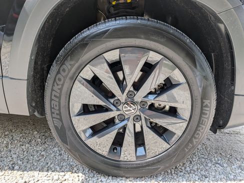 Used 2022 Volkswagen Taos S AWD/4WD image 11