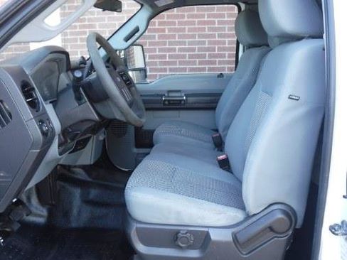 Used 2016 Ford F250 XL w/ Power Equipment Group AWD/4WD image 8
