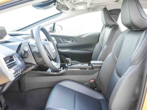 New 2026 Toyota Prius Plug-In Hybrid FWD image 20