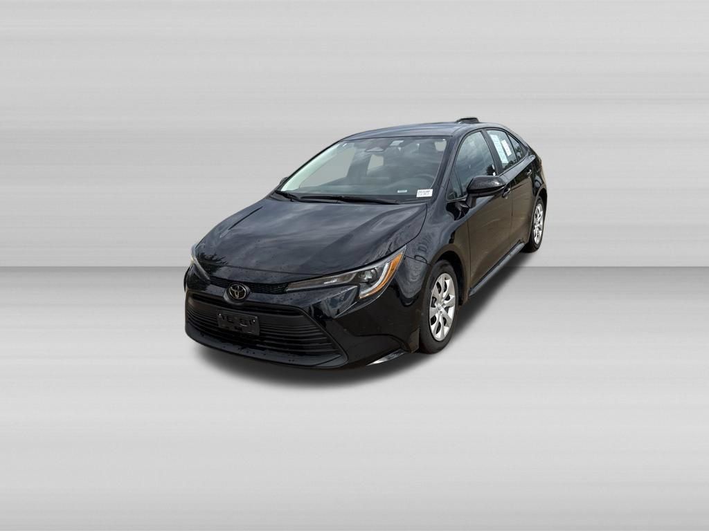 Used 2025 Toyota Corolla LE FWD image 12
