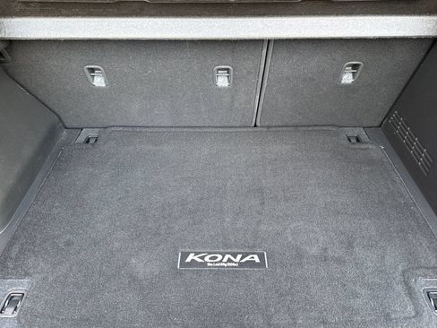 Used 2023 Hyundai Kona Limited AWD/4WD image 19