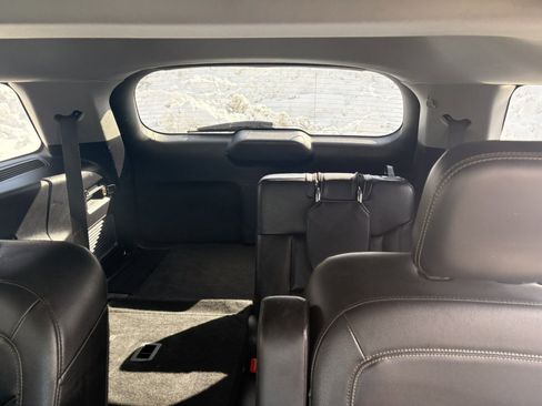 Used 2021 Ford Explorer XLT w/ Equipment Group 202A image 22