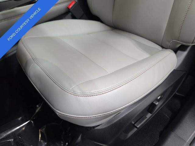Used 2026 Ford Explorer Active w/ Active Comfort Package AWD/4WD image 28