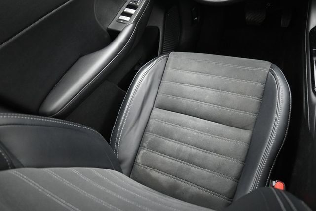 Used 2025 Mitsubishi Outlander SE FWD image 9