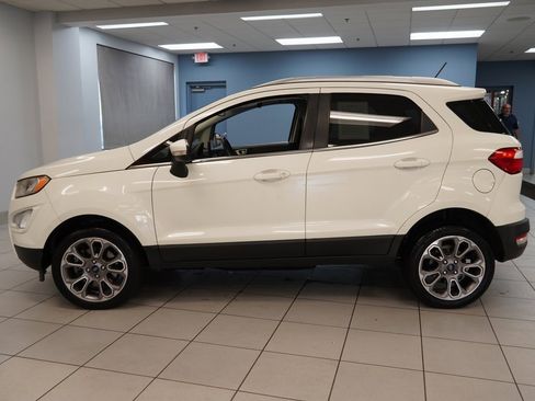 Used 2019 Ford EcoSport Titanium image 2