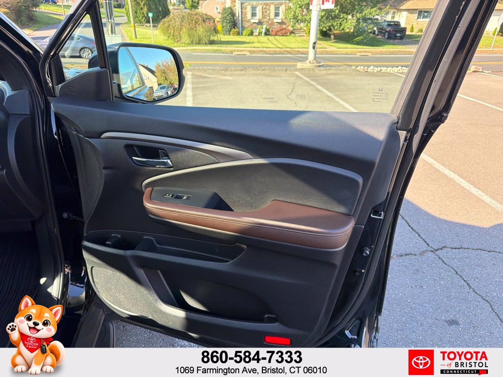 Used 2025 Honda Ridgeline RTL+ image 38