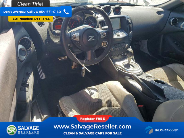 Used 2014 Nissan 370Z Touring w/ Navigation Package RWD image 11