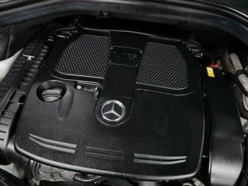 Used 2015 Mercedes-Benz ML 350 ML 350 4MATIC Sport Utility 4D w/ Premium 1 Package image 47