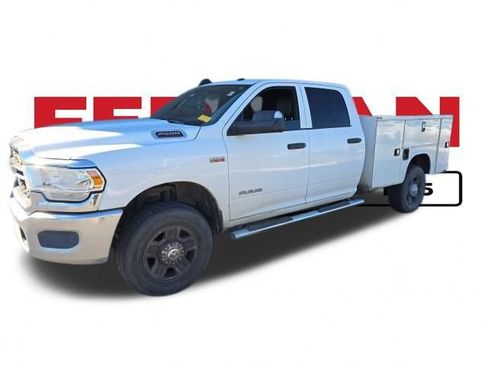 Used 2022 RAM 2500 Tradesman w/ Chrome Appearance Group image 3