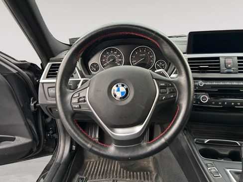 Used 2018 BMW 330i xDrive Sedan AWD/4WD image 12
