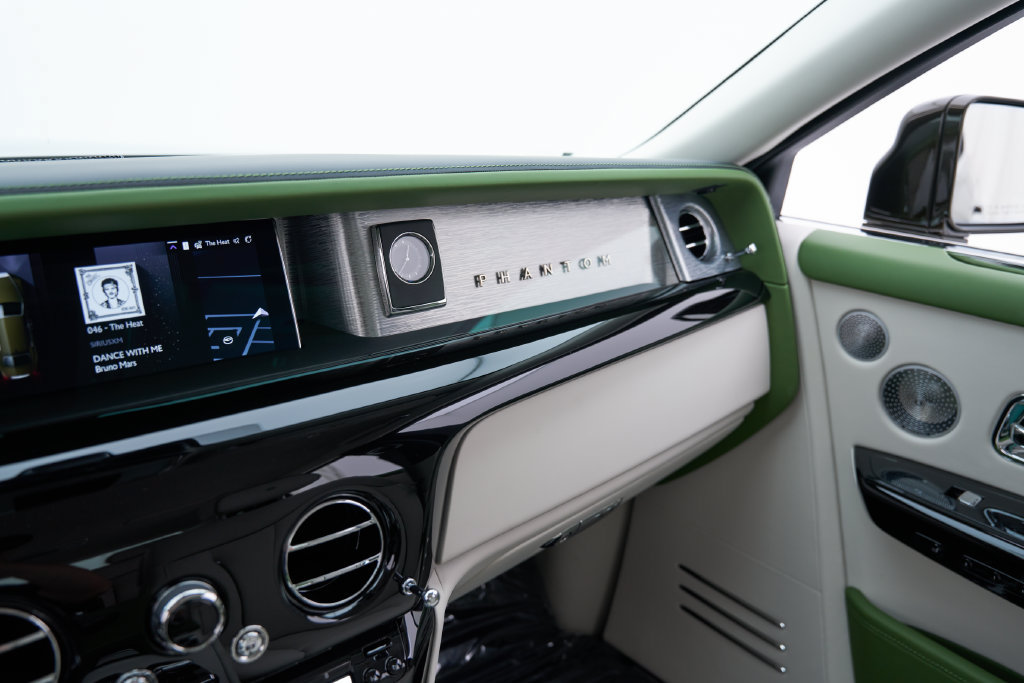 Used 2026 Rolls-Royce Phantom Extended Wheelbase RWD image 98