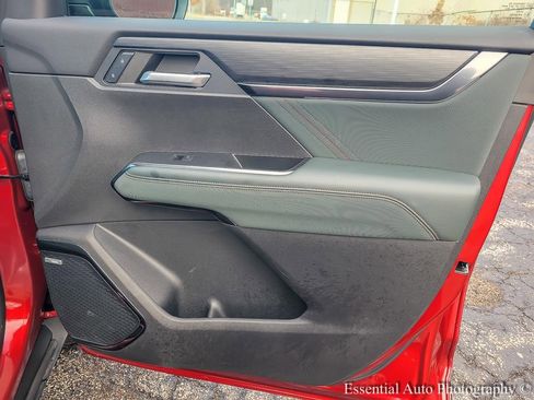 Used 2024 GMC Acadia AT4 w/ LPO, Floor Liner Package image 24