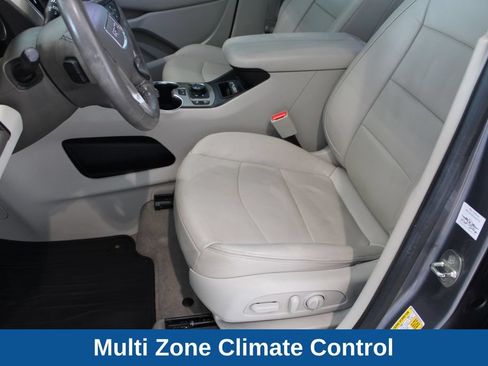 Used 2018 GMC Terrain Denali w/ Advanced Safety Package FWD image 11