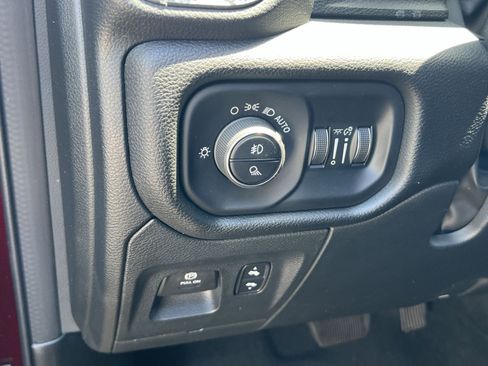 Used 2023 RAM 1500 Laramie AWD/4WD image 25