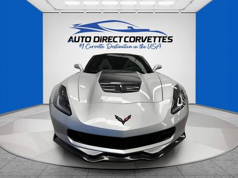 Used 2019 Chevrolet Corvette Z06 RWD image 2
