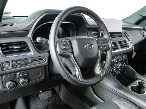Certified 2024 Chevrolet Suburban RST w/ Luxury Package RWD image 4