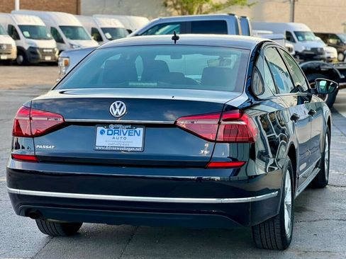 Used 2017 Volkswagen Passat 1.8T S FWD image 28