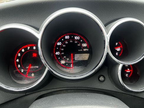 Used 2007 Toyota Matrix image 17