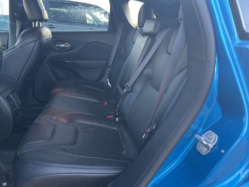 Used 2023 Jeep Cherokee Altitude Lux image 8