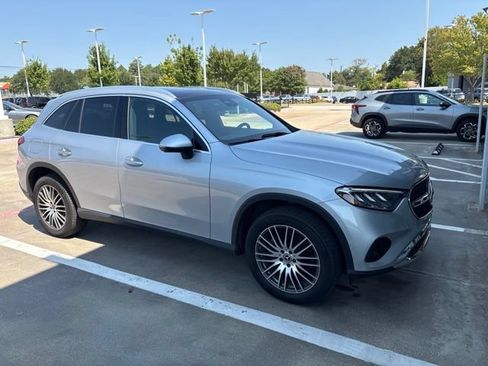 Used 2024 Mercedes-Benz GLC 300 4MATIC image 3