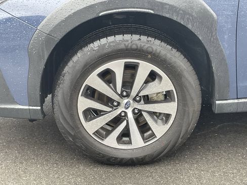 Certified 2025 Subaru Outback image 11