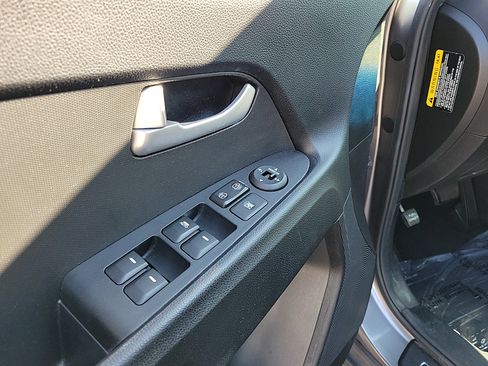 Used 2012 Kia Sportage SX w/ SX Premium Pkg image 18