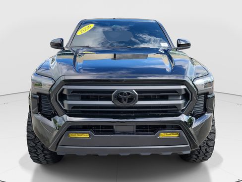 Used 2026 Toyota Tacoma SR5 RWD image 2
