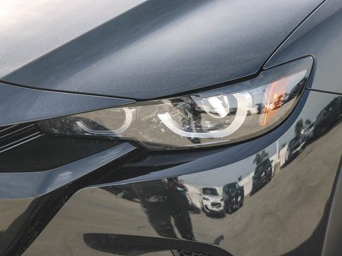 Used 2025 MAZDA CX-50 AWD 2.5 Hybrid w/ Premium Pkg image 5