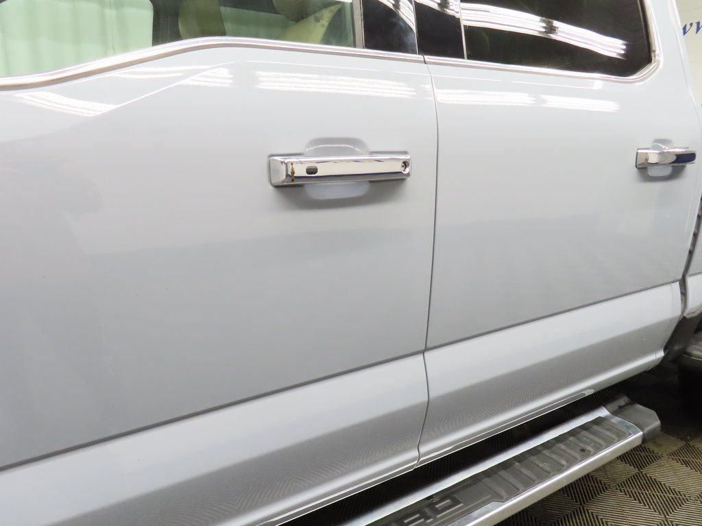 Used 2025 Ford F350 Lariat AWD/4WD image 40