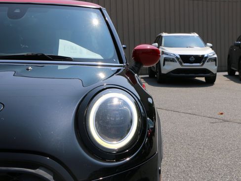 Used 2023 MINI Cooper John Cooper Works w/ Driver Assistance Package FWD image 13