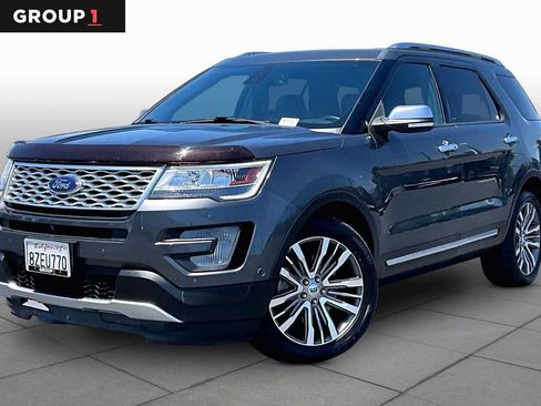 Used 2017 Ford Explorer Platinum AWD/4WD image 1