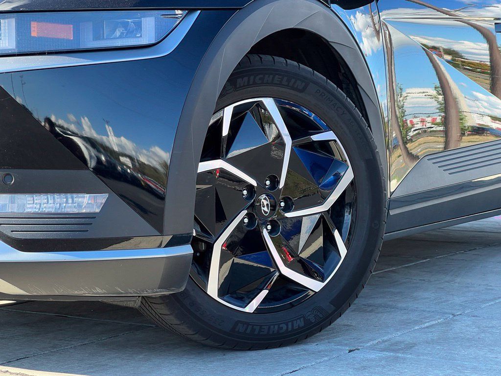 Certified 2023 Hyundai Ioniq 5 SEL AWD/4WD image 2