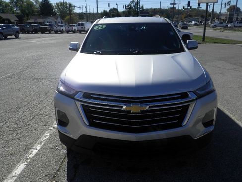Used 2022 Chevrolet Traverse LT w/ LPO, Cargo Package image 2