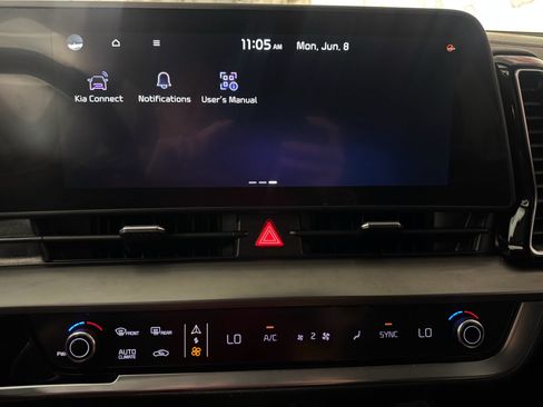 Used 2023 Kia Sportage EX FWD image 26