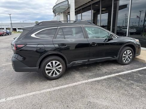 Used 2021 Subaru Outback Premium AWD/4WD image 4