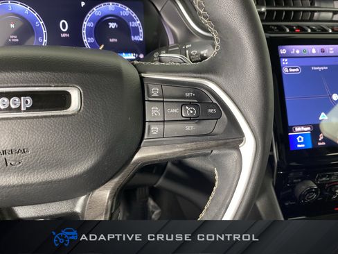 Used 2023 Jeep Grand Cherokee Limited AWD/4WD image 25
