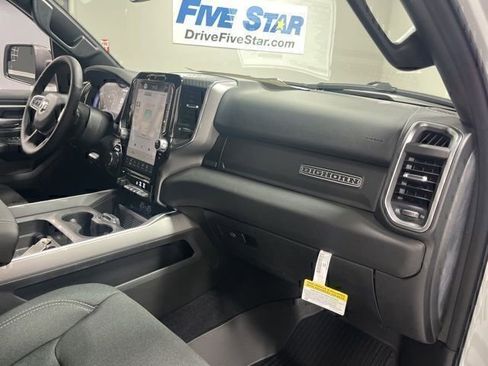New 2026 RAM 1500 Big Horn AWD/4WD image 25