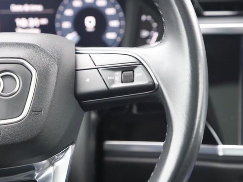 Used 2020 Audi Q3 2.0T Premium w/ Convenience Package image 22