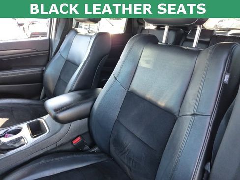 Used 2018 Jeep Grand Cherokee Altitude image 2