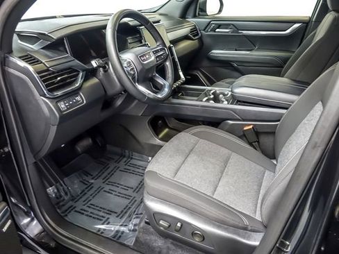 Certified 2025 GMC Acadia Elevation image 13