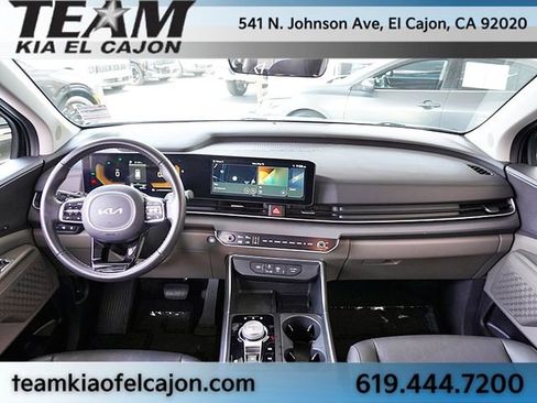 Certified 2025 Kia Carnival EX FWD image 19